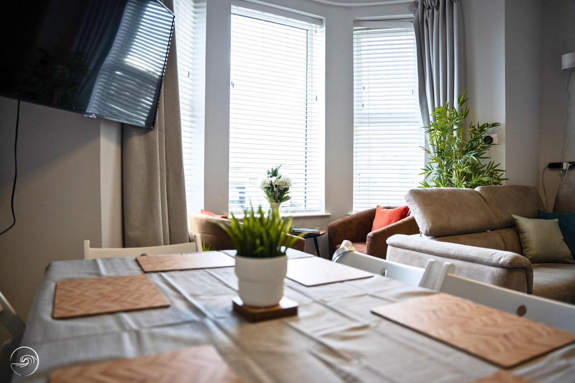 1 Dunluce Green - Portrush By The Sea エクステリア 写真